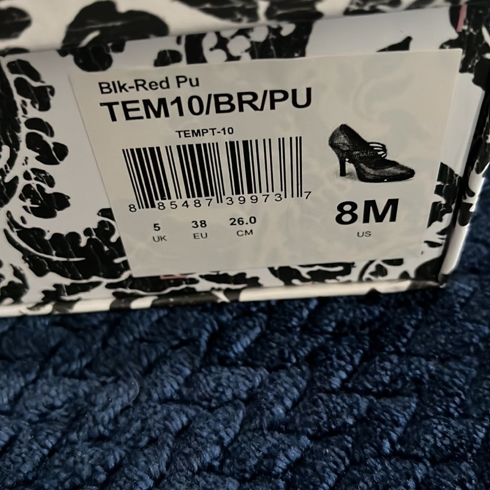 Bordello Pumps - Picture 7 of 7
